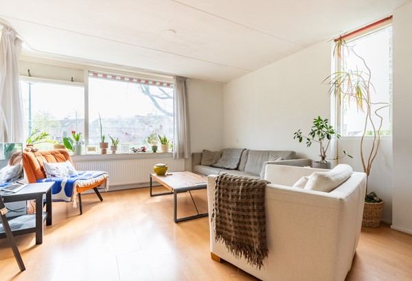 Medium property photo - Hella Haasseplantsoen 9, 2343 KR Oegstgeest